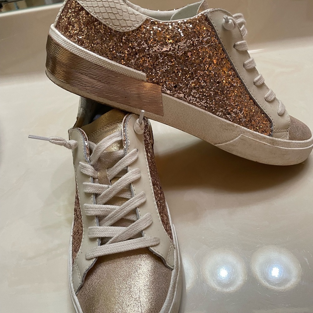 Dolce Vita sneakers